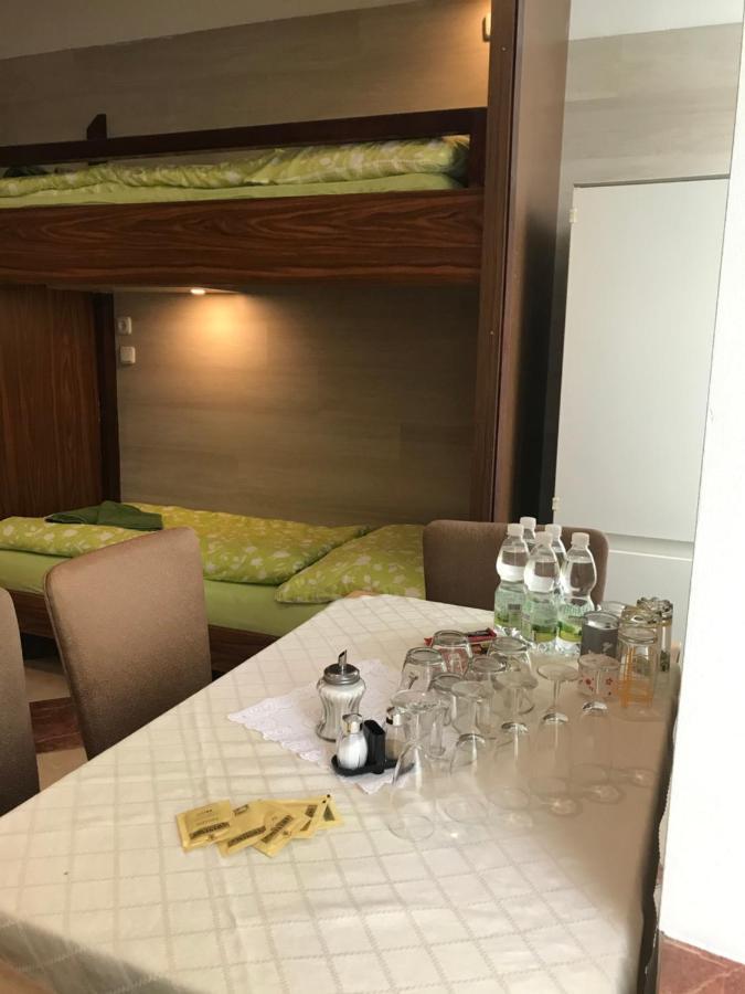Viktoria Hostel Βιέννη Εξωτερικό φωτογραφία